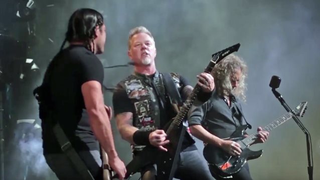 Видео-обзор концерта METALLICA в Гонконге