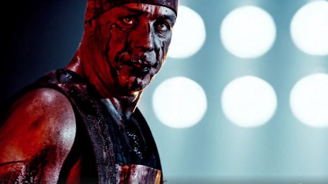 RAMMSTEIN выпустили видео с концертного фильма Rammstein: Paris