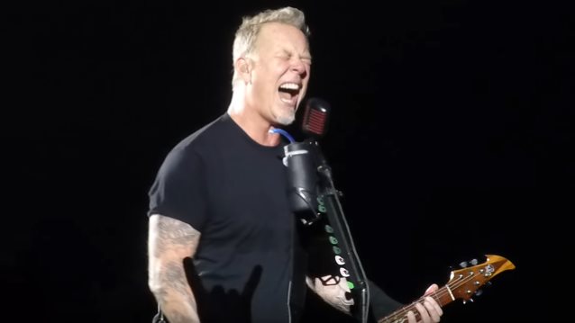 Любительские видео METALLICA с концерта в Копенгагене 09.02.2017