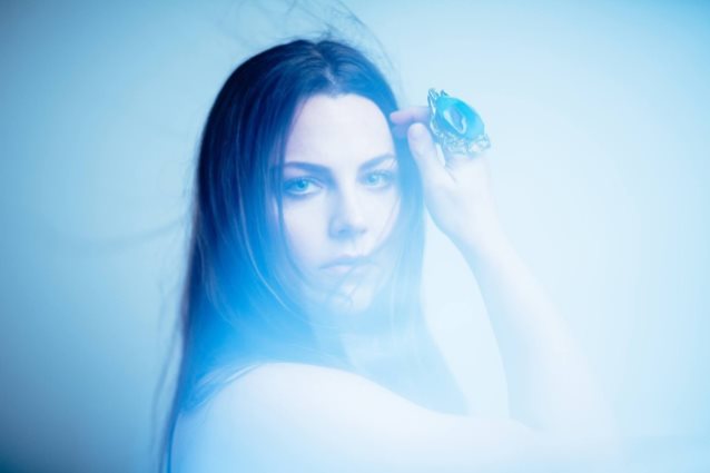 Amy Lee (Evanescence) выпустила саундтрек к фильму Голос из Камня