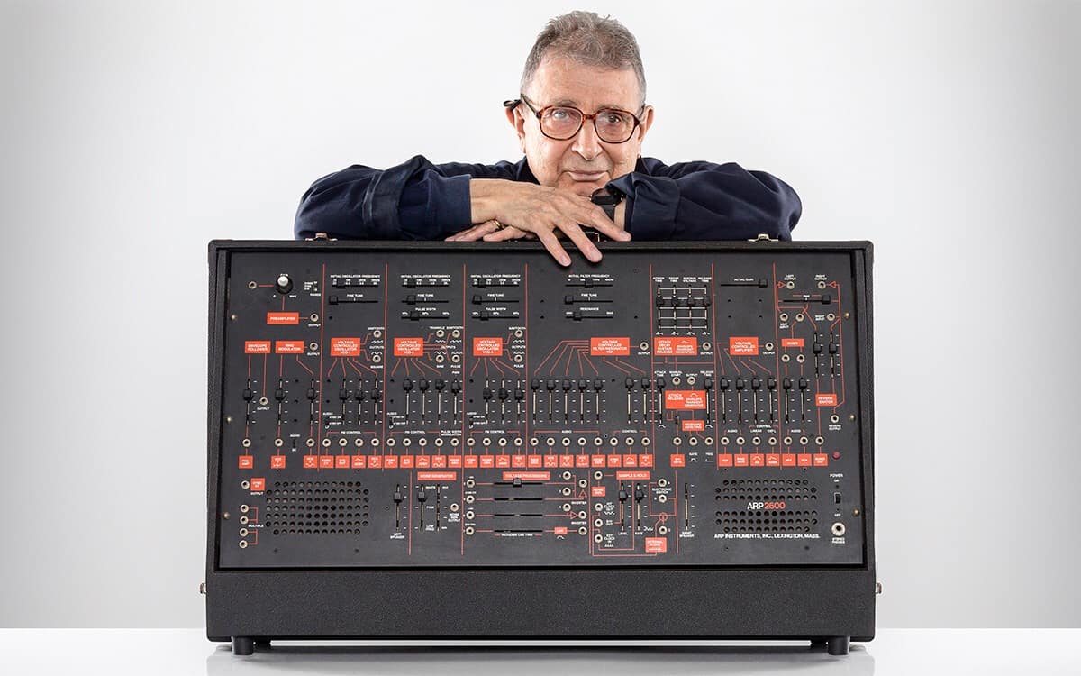 Пионер синтезаторов Алан Р. Пирлман, основатель ARP Istruments, умер в возрасте 93 лет