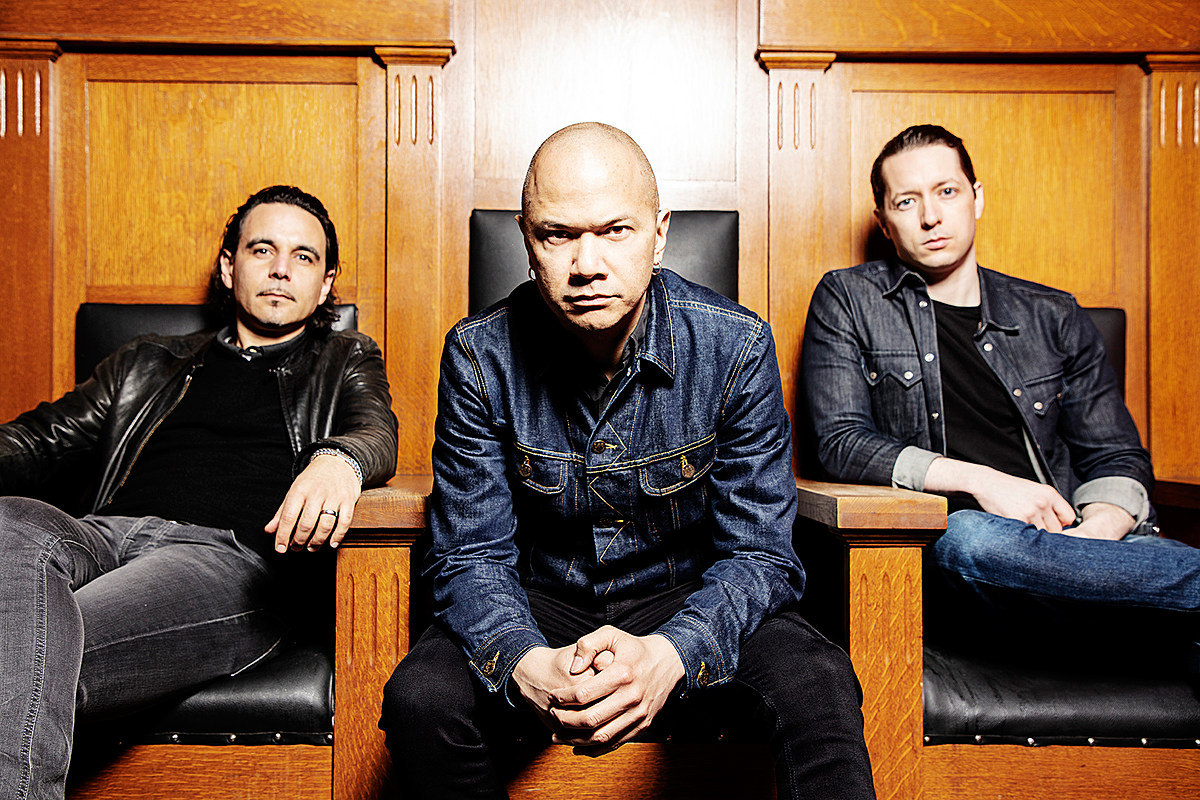 Новый сингл DANKO JONES — Lipstick City