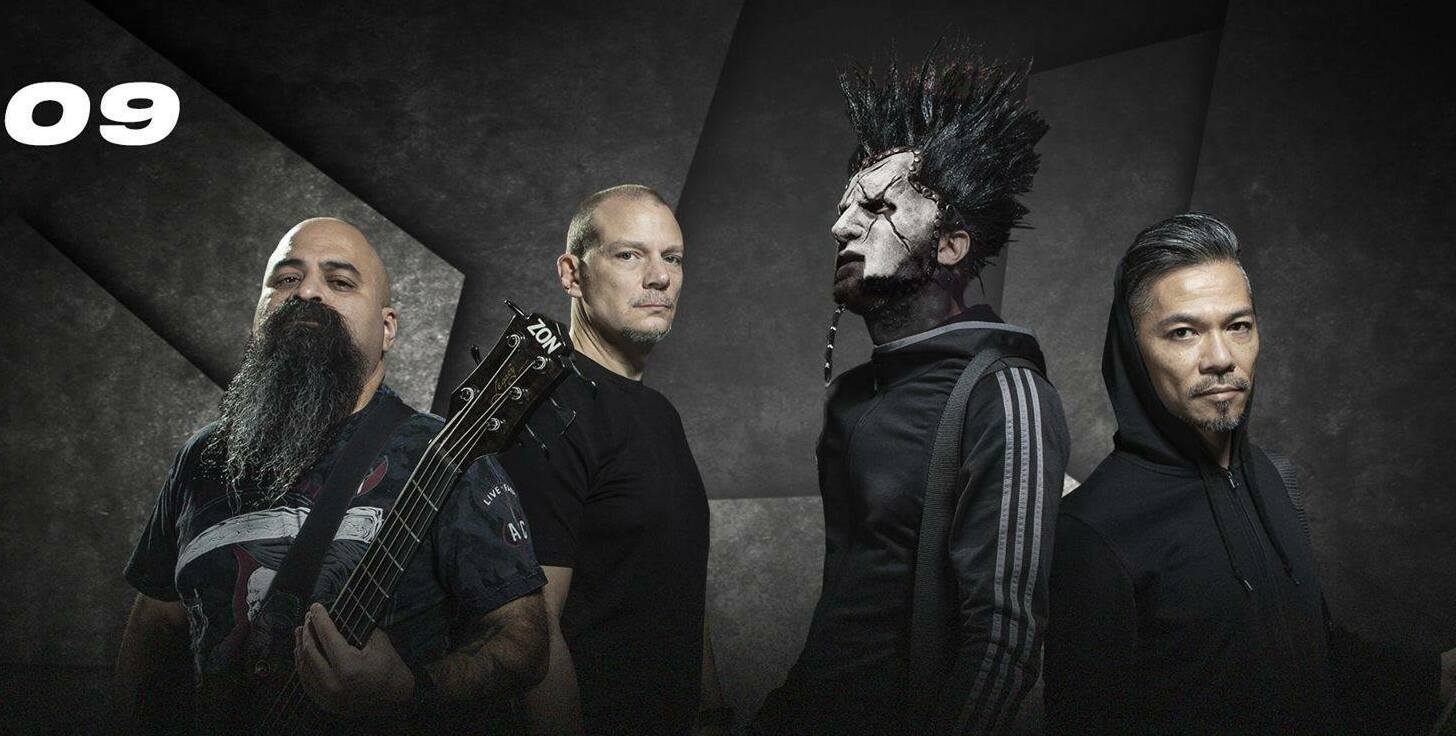 Новый вокалист STATIC-X выступит «в духе того, что было жизненной силой и энергией покойного Уэйна Статика»