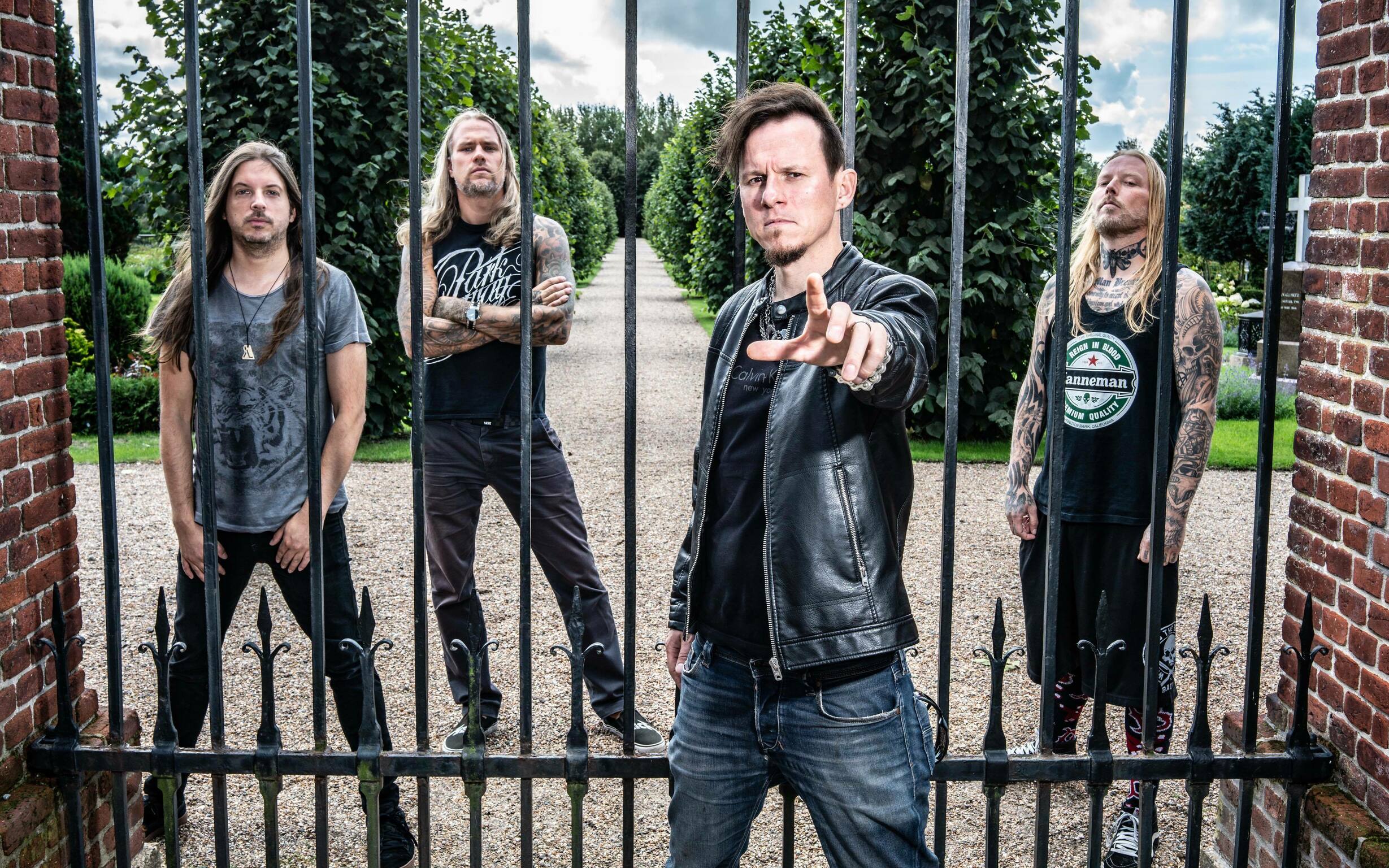 Новый альбом CYHRA — No Halos In Hell (2019)