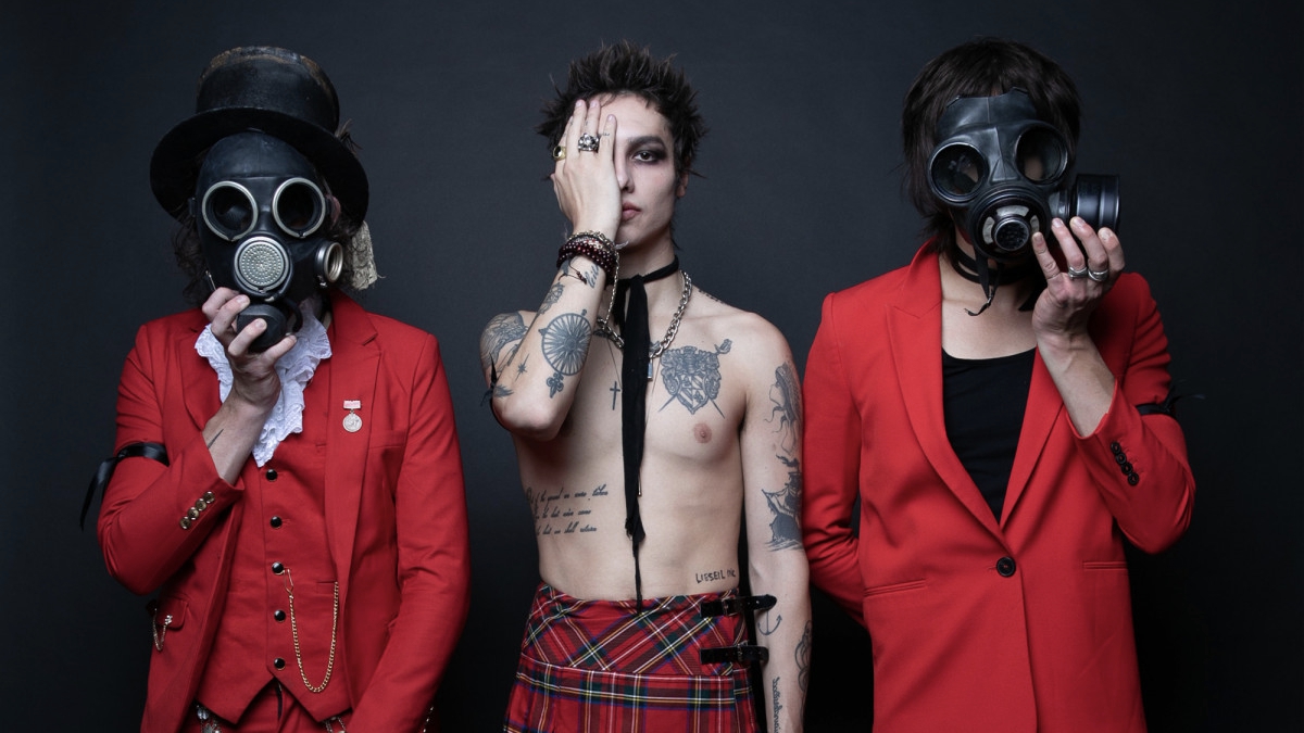 Новый клип PALAYE ROYALE — Lonely (2020)